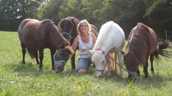 Fun4Kids Ponyreiten mit Christine Gbr.