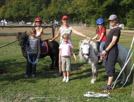 Fun4Kids Ponyreiten mit Christine in Waldenbuch